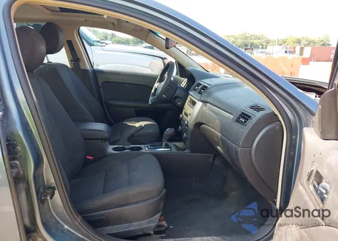 2011 Ford Fusion Se z USA, uszkodzony, nr VIN 3FAHP0HA4BR148799